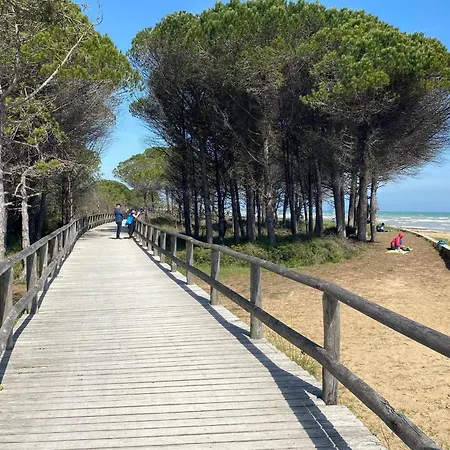 דירה Modern 300m From The Sea ביביונה